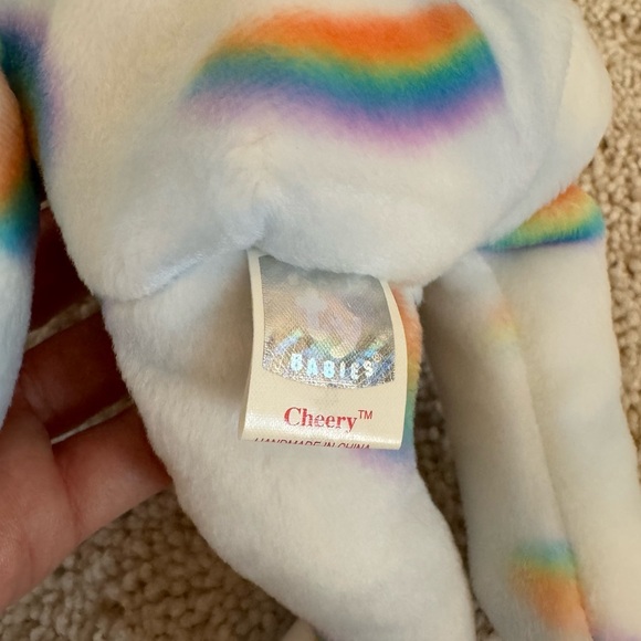 Ty Beanie Babies Bear Cheery August 18, 2000 - Picture 8 of 12